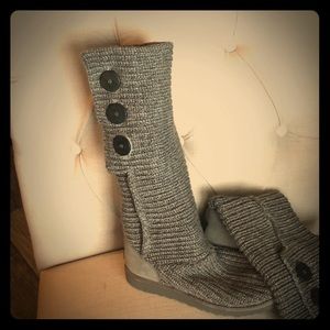 UGG Boots - ✨Super warm and comfy✨